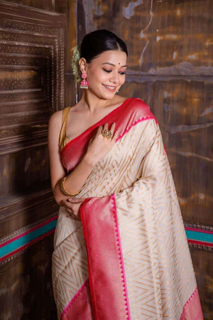 Kolkata saree